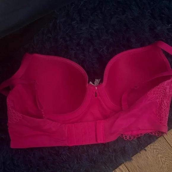 Lace Push-Up Bra & Brief Set in Hot Pink - Picture 6 of 9